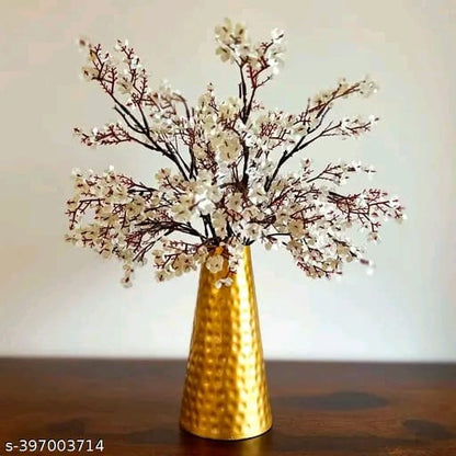 Voguish Vases